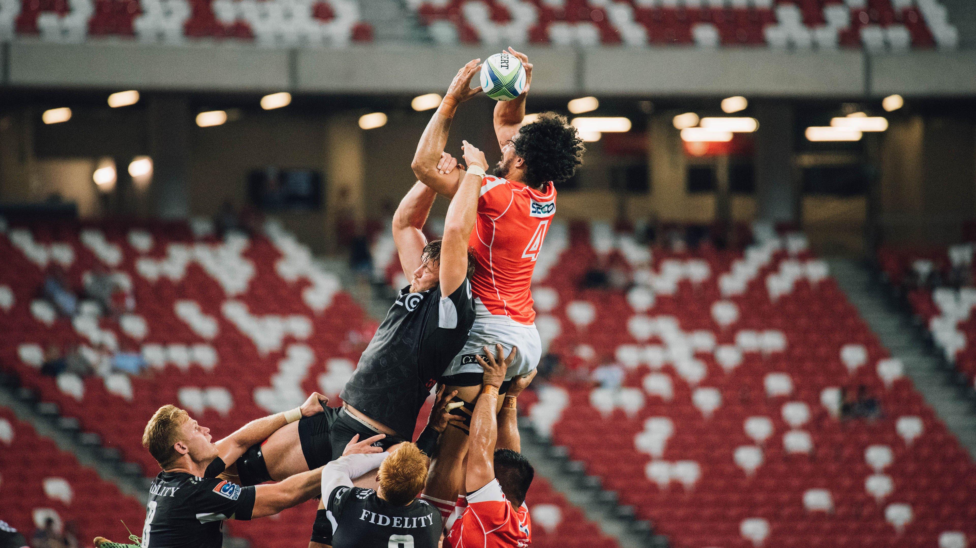 曼联赛前严正声明，呼吁球迷尊重对手，禁止歧视性口号，违者将面临三年禁赛