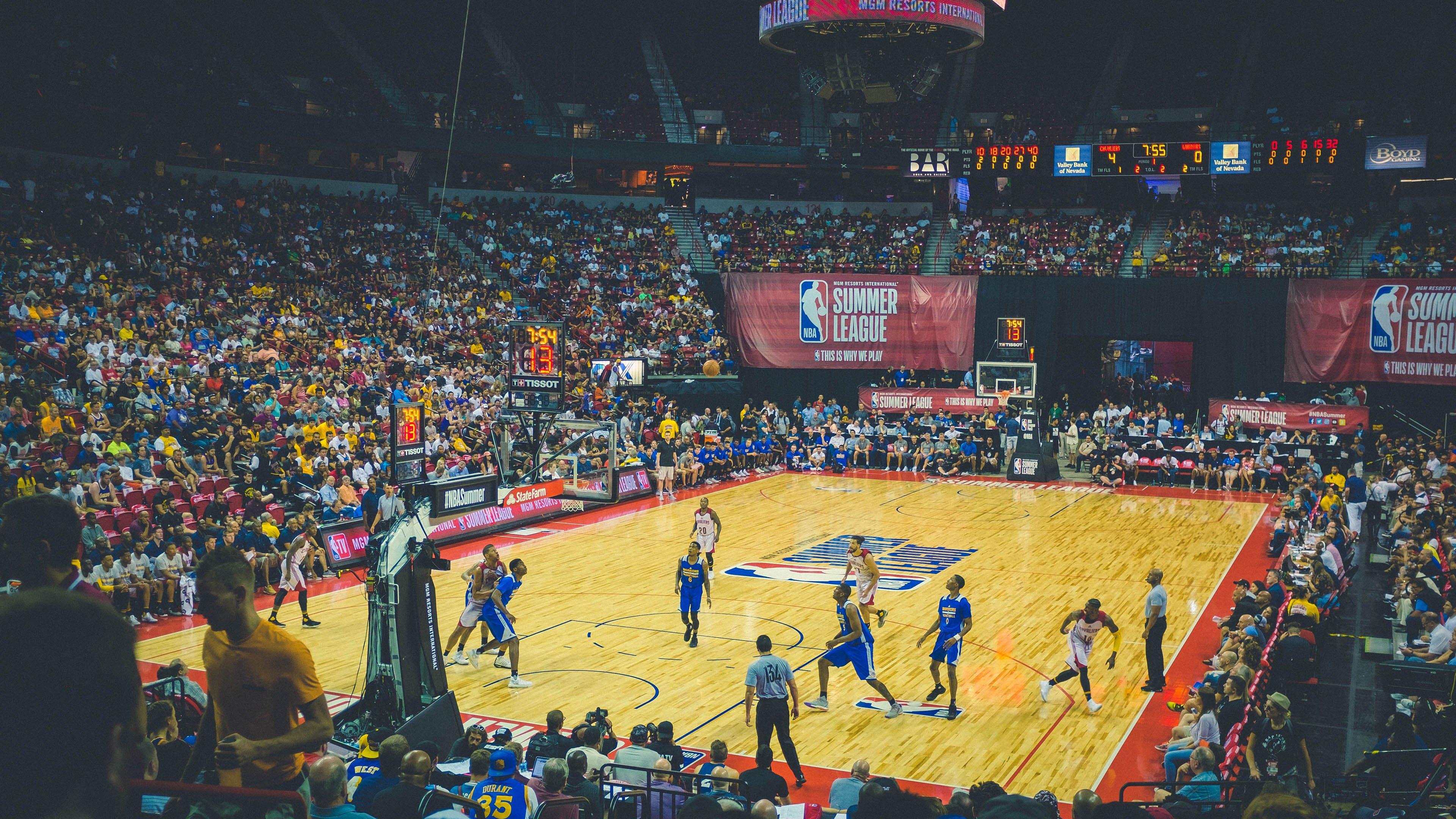 塞维利亚出售进程加速 俱乐部估值突破三亿欧元 国际资本竞逐安达卢西亚明珠