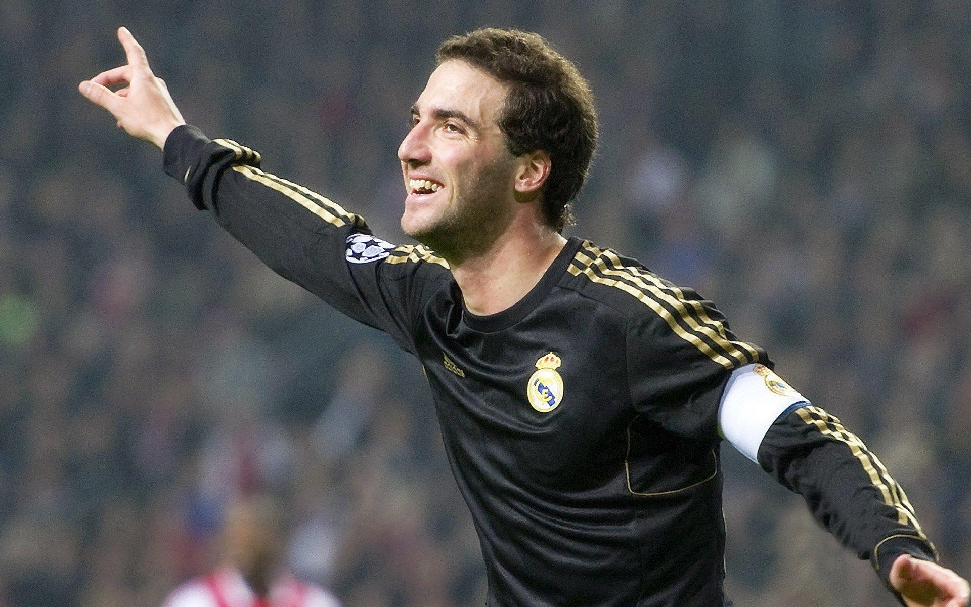 三度折戟总决赛 泪洒赛场 韩德君去留成疑 辽篮功勋中锋或就此转身告别